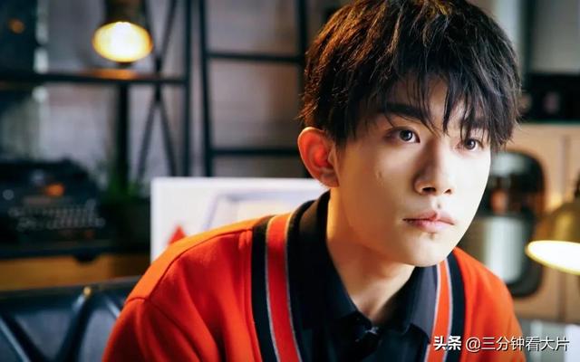 tf boys王俊凯王源易烊千玺的资料，易烊千玺成百亿影帝
