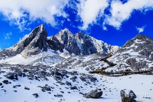 丽江古城旅游费用，丽江旅游自由行攻略及花费（想去丽江旅游的大哥们记下来,4-6月,1499玩到尽致）