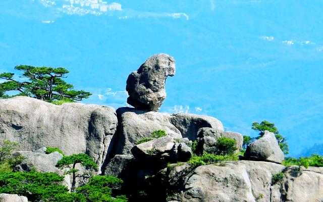 黄山四绝之瑰丽的云海奇观，安徽黄山现云海景观