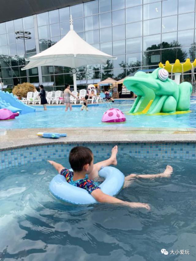 室内亲子儿童水上乐园游泳，畅悠让您无忧享受亲子时光