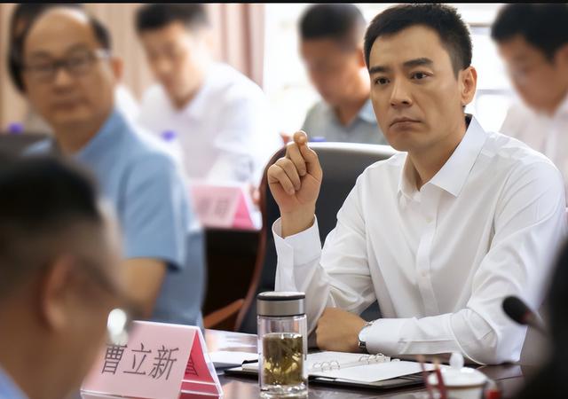 郝蕾和李光洁谁厉害，娶小10岁超模39岁才当上父亲