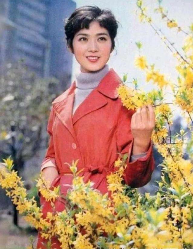 没有整过容的女明星，90年没整过容的女明星（“不老女神”现原形）