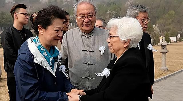 庄则栋最后怎么了，嘱咐日本妻：死后不搞告别仪式