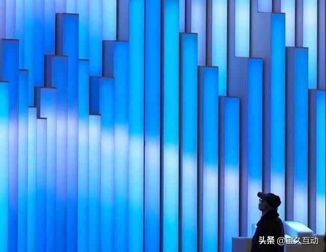 有名的装置艺术家，案例盘点那些可以演奏的互动装置艺术作品