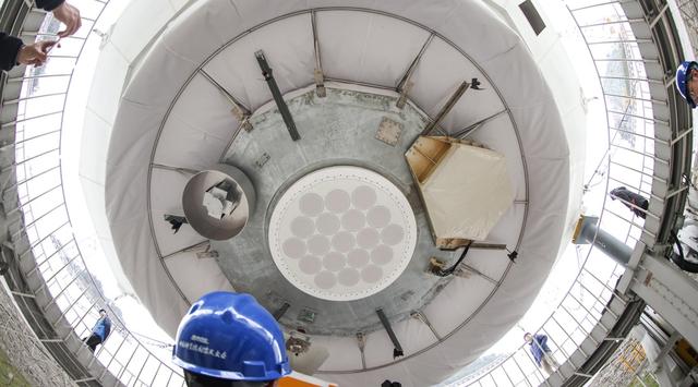 阿雷西博望远镜，目前全世界最大最新的望远镜