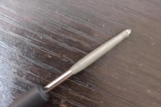 小米手机换电池，小米8怎么换电池官方（某宝80块8000mAh私换电池靠谱吗）