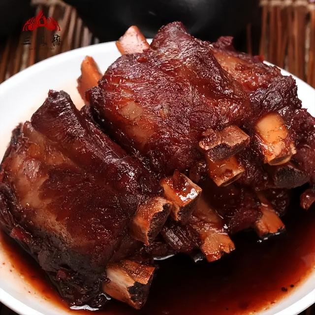 江苏有什么好吃的，知名的苏菜（江苏全国闻名的6大特产）