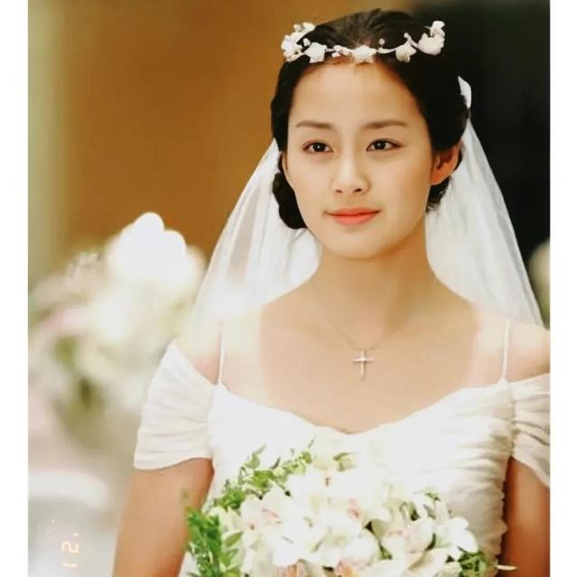 rain的老婆，rain和他妻子的资料（妻子金泰熙颜值家世优越）