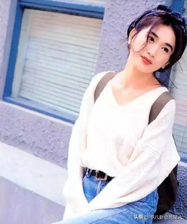 蔡少芬年轻经历，天妒美人5位港星家世惨