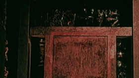 清代古墓发现奇怪女尸，历经百年五官却清晰可见