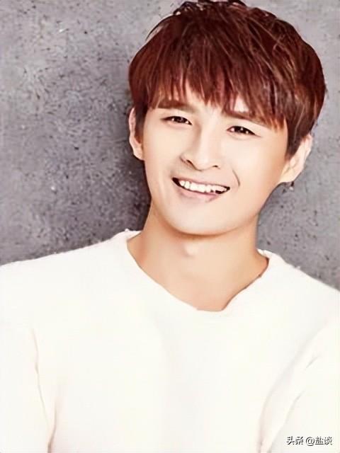 张远粉丝去世前写给张远的信，张远结婚没（张远粉丝ID上热搜）