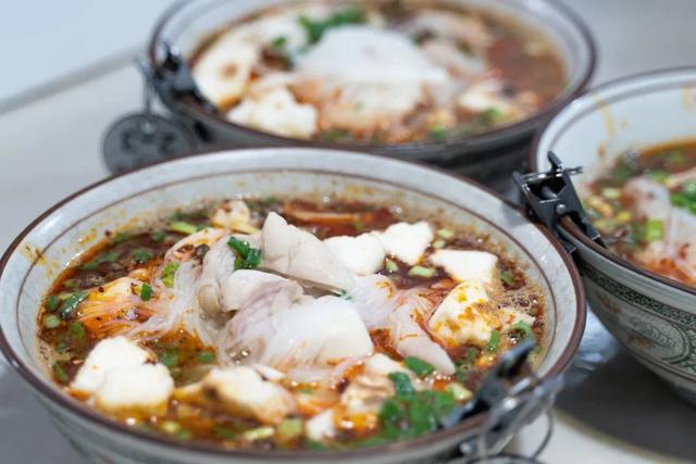 西安十大美食排名，盘点西安城内不可错过的十大美食（西安“十大特色美食”）