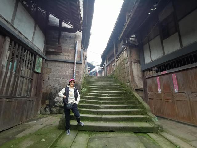 重庆主城周边古镇旅游推荐，我先给你推荐最值得游览的这二十三座