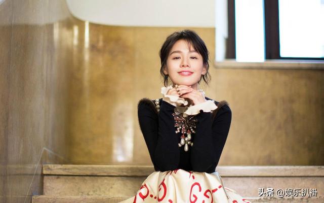 马思纯高考成绩，十位高考考100多分的明星（文化水平低就不要装）