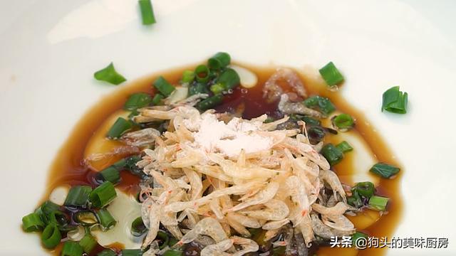 家常馄饨汤怎么调，馄饨汤怎样调制才鲜美（10年店主教你用开水调小馄饨汤）