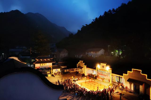 春节适合旅游的地方，最新春节期间旅游攻略（拉萨这些地方免费打卡）