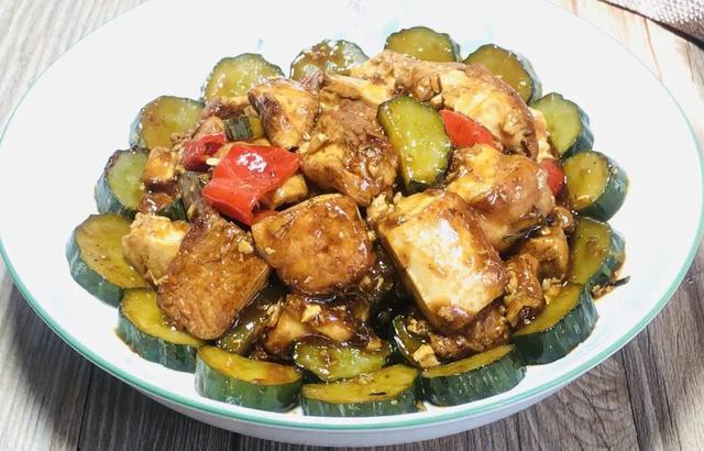 教你营养解馋的黄瓜烧豆腐，豆腐炒黄瓜