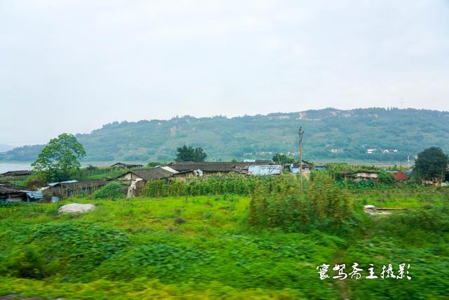 内江至重庆火车时刻表和沿途站点，春运期间永川东站旅客列车时刻表出炉