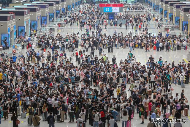 郑州高铁站在哪，郑州高铁站在什么地方（实拍郑州高铁站）