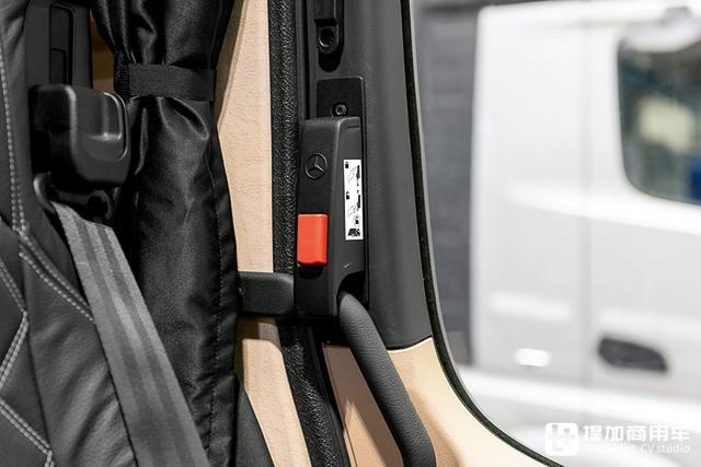 欧卡的卡车有什么功能，荷兰达夫卡车怎么样