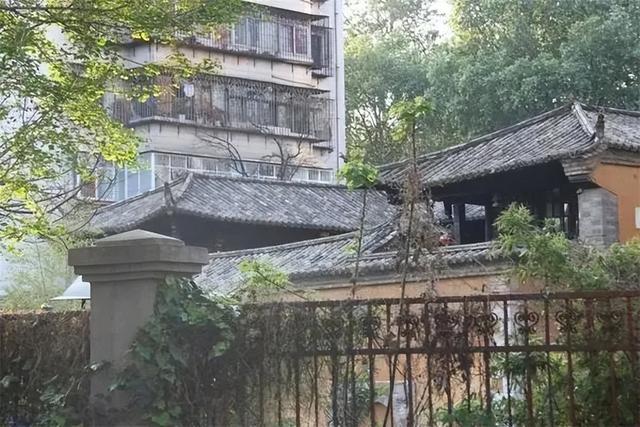 昆明十大必吃本地餐厅24小时营业，昆明这10家餐厅竟然是名人故居