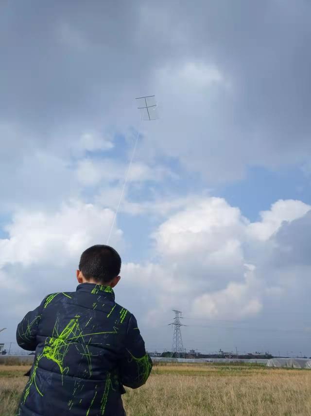 风筝手工制作简单步骤，手把手教你做霸气的手工风筝