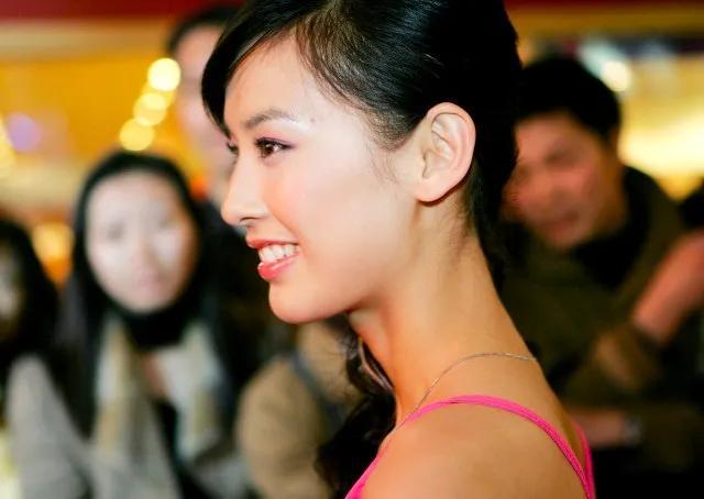 周星驰唯一拍过的电影，翻一遍他的电影就明白