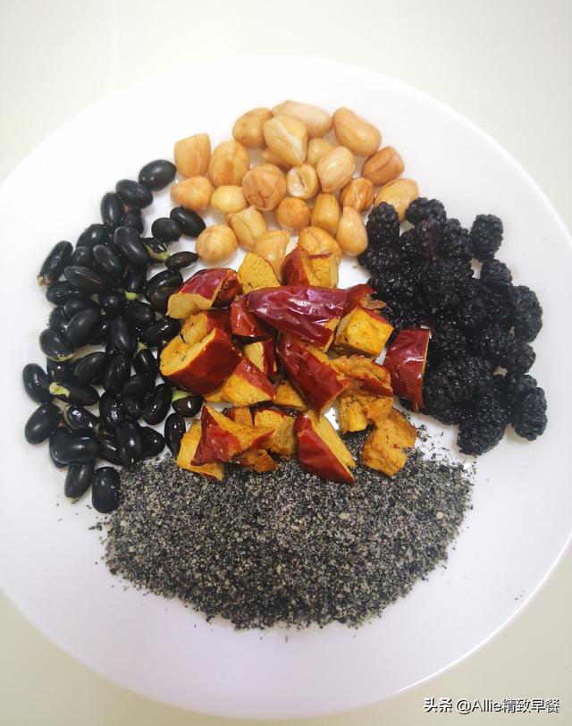 黑米怎么做好吃，黑米怎样弄得好吃有营养（黑米多加这两步）