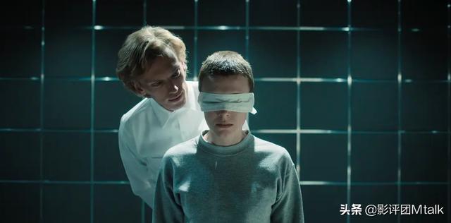 怪奇物语四季结局深度解析，豆瓣10万人9.2分怪奇物语4这世界如此美好