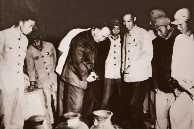 万历陵墓发掘的怪事，考古专家挖掘此墓时
