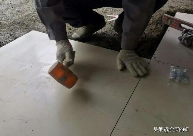 选瓷砖的7个技巧，教你怎么一句话挑到好瓷砖（选购瓷砖注意这7个细节）