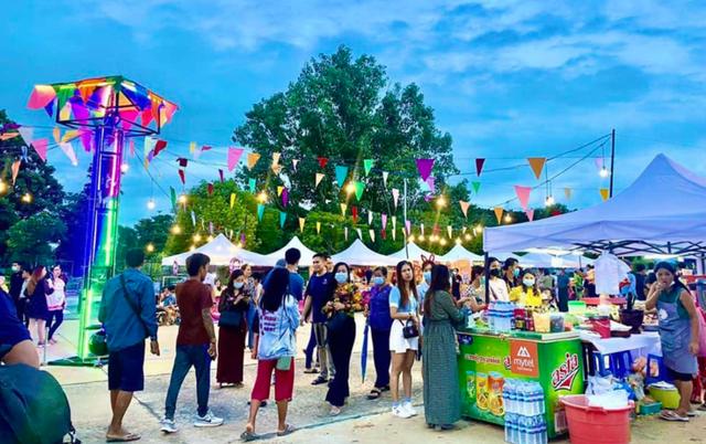 缅甸点灯节完整，实拍缅甸点灯节盛况