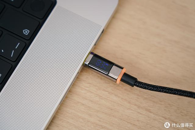 ipad如何扩大屏，一根线让iPad实现全屏扩展