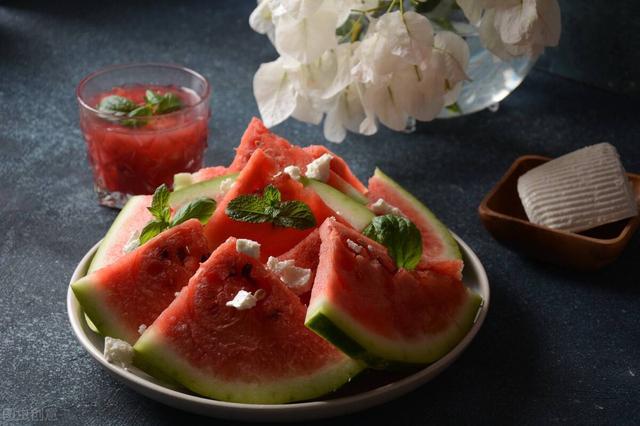 低调奢华有内涵，低调奢华有内涵的你（怎么炫富才最低调奢华有内涵）