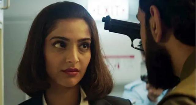 关于飞机的电影，10部空难电影（敢坐飞机才是真胆大）