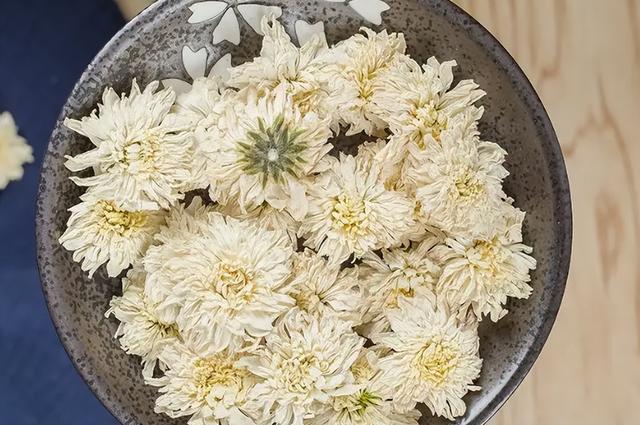 好喝不甜的菊花茶推荐一下，夏饮菊花茶清凉一整夏