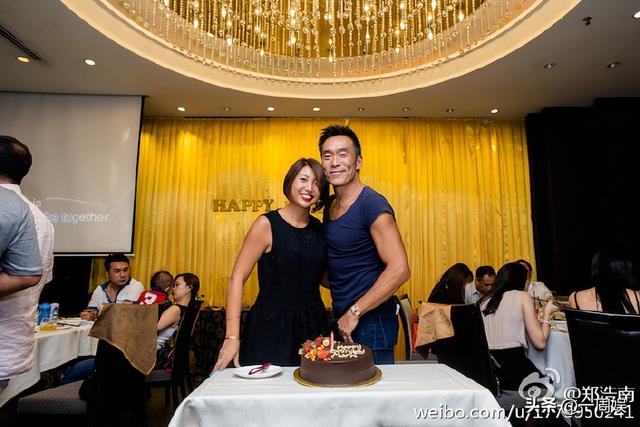 郑浩南失去儿女，57岁郑浩南承认婚变