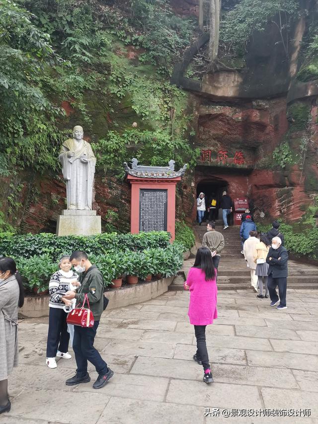 乐山大佛在哪个省，四川乐山大佛景点