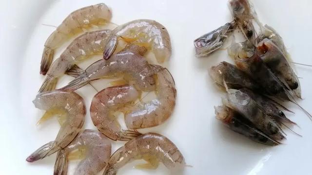 白煮虾要煮多久，白灼虾一般水煮几分钟（大虾煮多久最好吃）