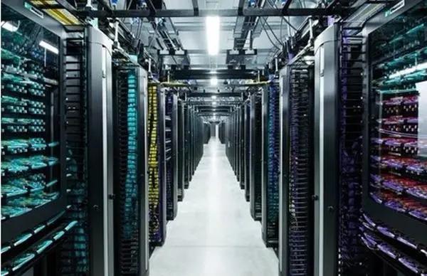 22u的机柜和24u的机柜区别，1U2U3U