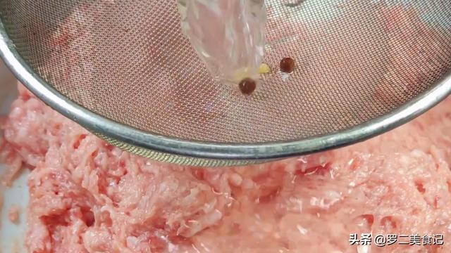 怎么做肉丸子好吃，肉丸子怎么做才好吃又简单（这才是肉丸子最好吃的做法）