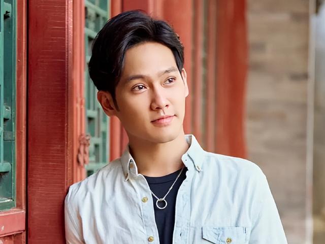 十大香港男童星，曾与视帝两度演父子