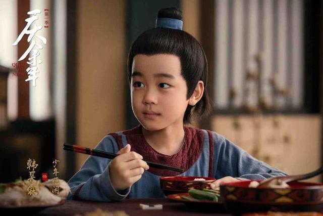 易烊千玺演技前辈评价，为什么说易烊千玺的演技好