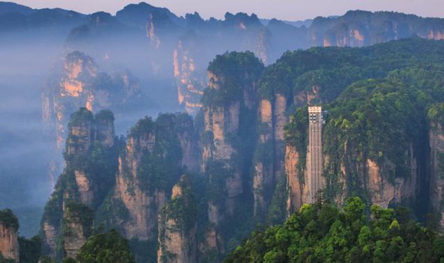 张家界旅游攻略及花费，张家界旅游攻略和费用（张家界旅游攻略）