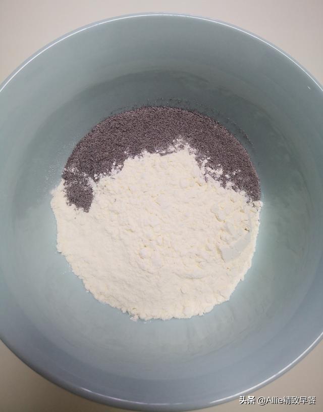 黑米怎么做好吃，黑米怎样弄得好吃有营养（黑米多加这两步）