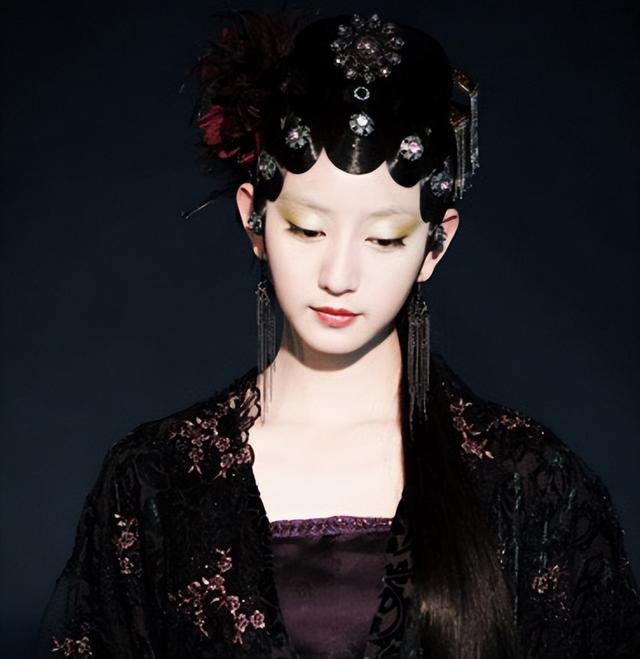 红楼梦新版和原版有什么不同，红楼梦2个版本差距明显