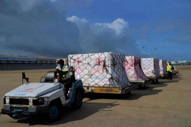 为什么斯里兰卡叫锡兰，近日宣布国家破产的斯里兰卡