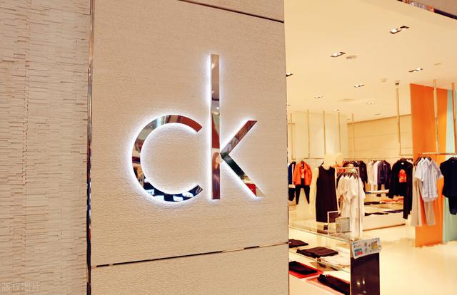 世界奢侈品牌排行榜，世界十大顶级奢侈品牌排行榜（2023全球高档和奢侈品牌价值50强榜单）