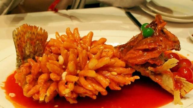 江苏有什么好吃的，知名的苏菜（江苏全国闻名的6大特产）