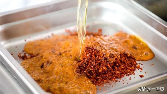 四川红油辣椒简单做法，这样做3种辣椒混合一起不但能炒菜
